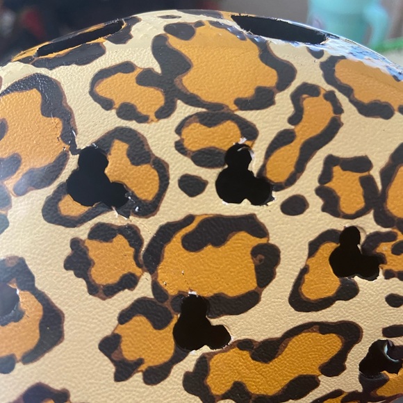 Disney Parks Cheetah Crocs - Picture 4 of 8